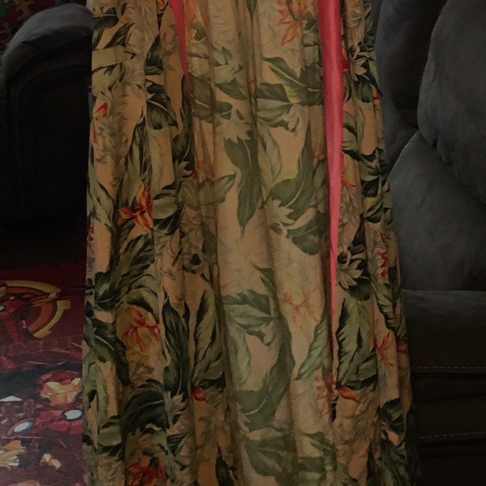 Naked Assets’ extra long Robe - Picture 3 of 3